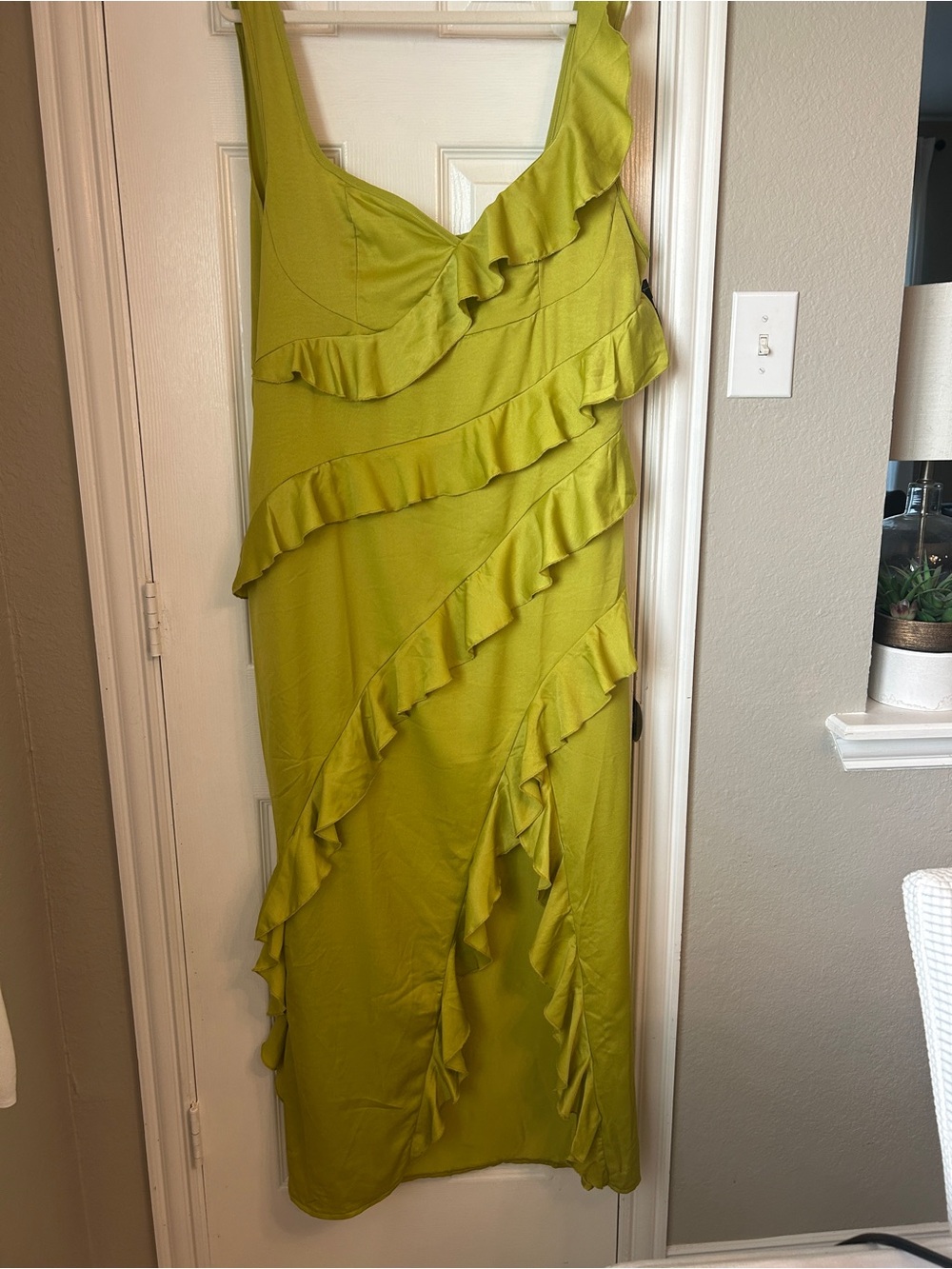 PrettyLittleThing Olive Green Ruffle High-Low Dress - Picture 5 of 9
